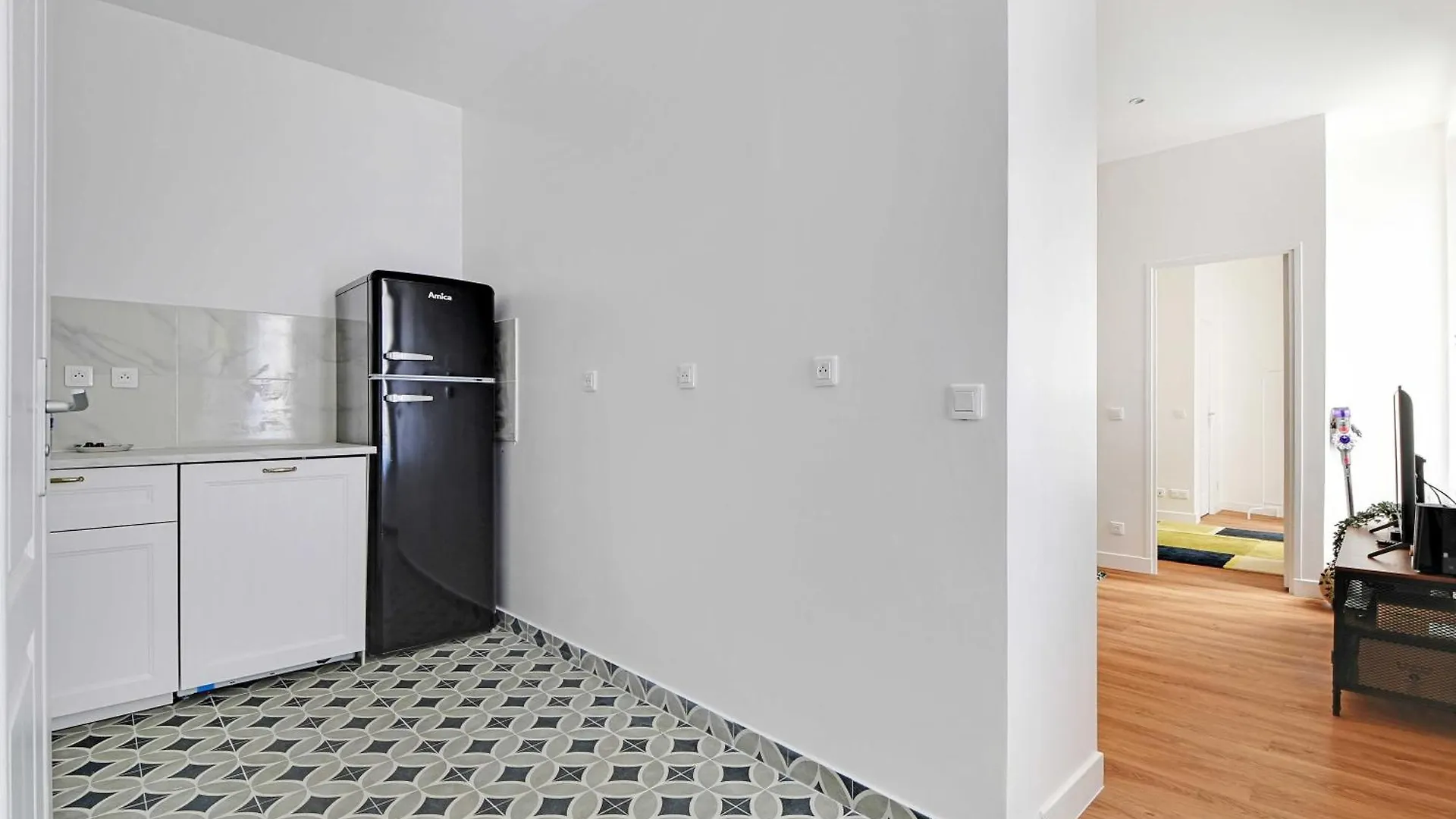 Comfortable - 1bd - 4p - Montmartre Apartment *